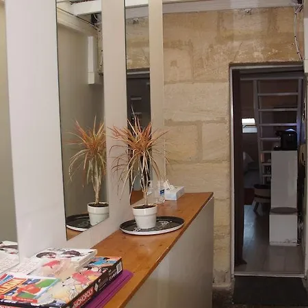Free Parking - Self Checkin - Wifi - Duplex La Fusterie - Superbordeaux Apartment